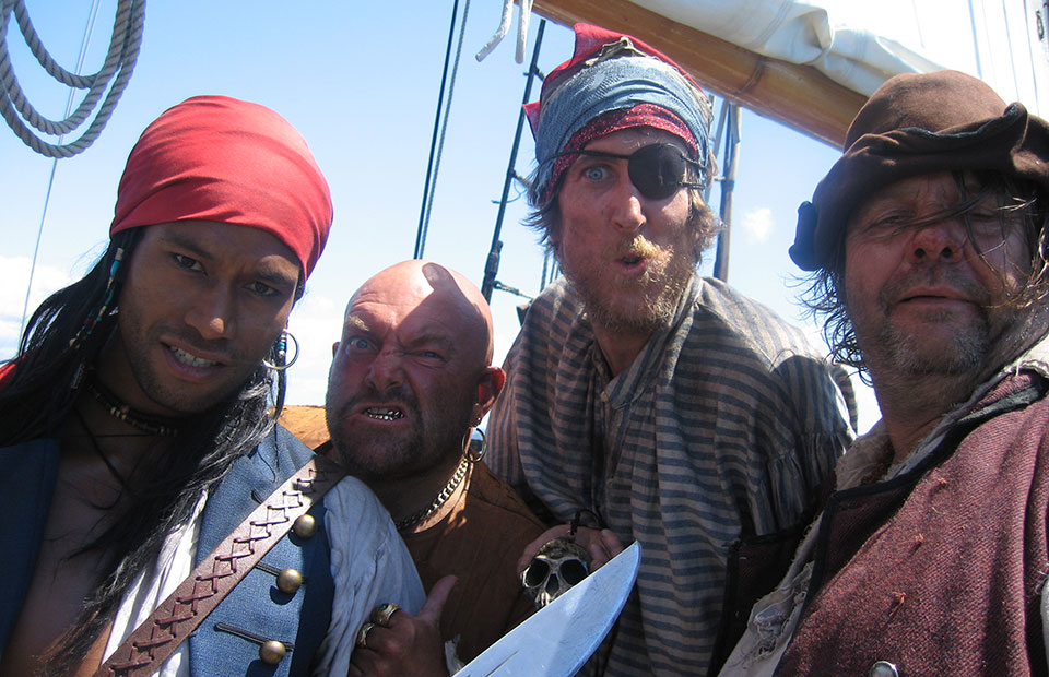 Pirates Cast
